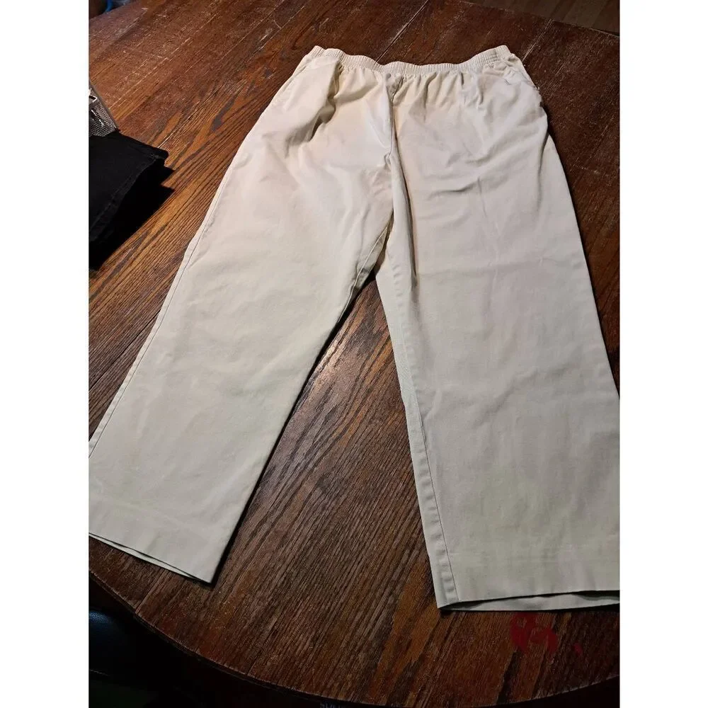 16/18 Petite Alfred Dunner Cream Cropped Capri Ankle Elastic Waist Pants - Picture 1 of 3